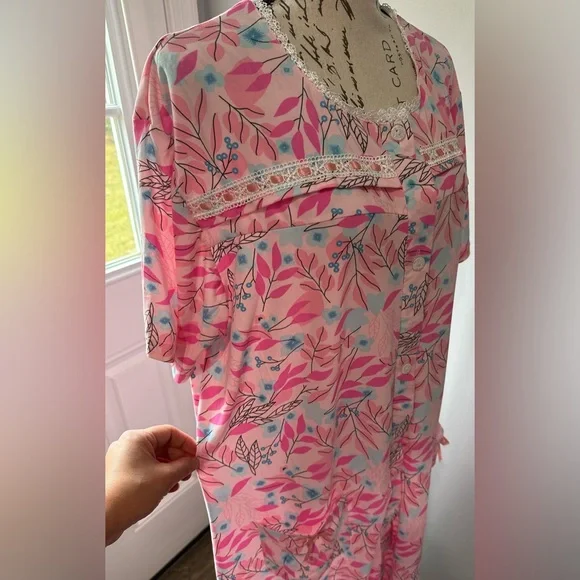 Tropical Pink and White Button-Up Dress - Picture 3 of 11